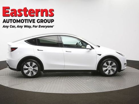 Used 2023 Tesla Model Y Long Range image 39