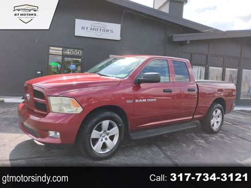 Used 2012 RAM 1500 Express RWD image 1