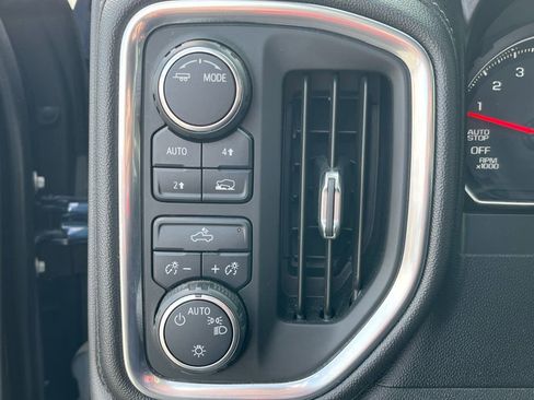 Used 2021 Chevrolet Silverado 1500 LT AWD/4WD image 14