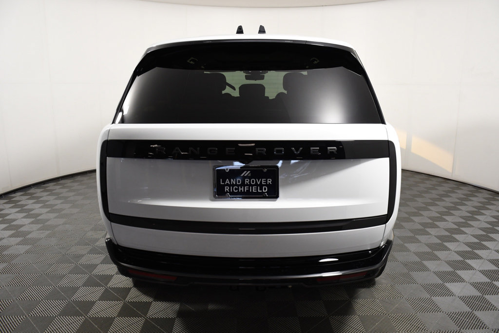 New 2027 Land Rover Range Rover Long Wheelbase SE AWD/4WD image 5
