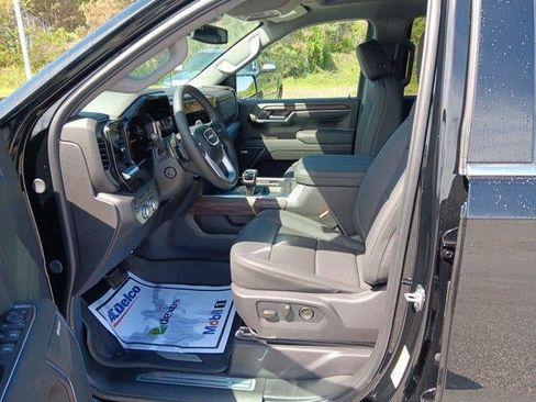 New 2026 GMC Sierra 1500 SLT w/ SLT Premium Plus Package AWD/4WD image 7
