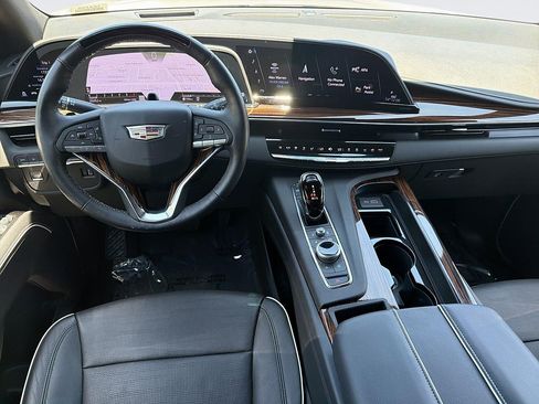 Certified 2023 Cadillac Escalade ESV Premium Luxury AWD/4WD image 7
