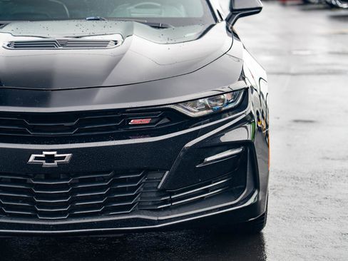 Used 2019 Chevrolet Camaro SS image 5