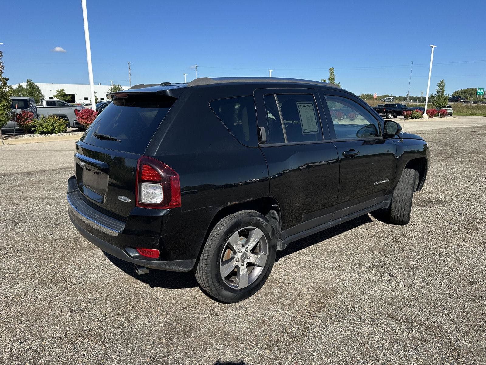 Used 2017 Jeep Compass High Altitude FWD image 4