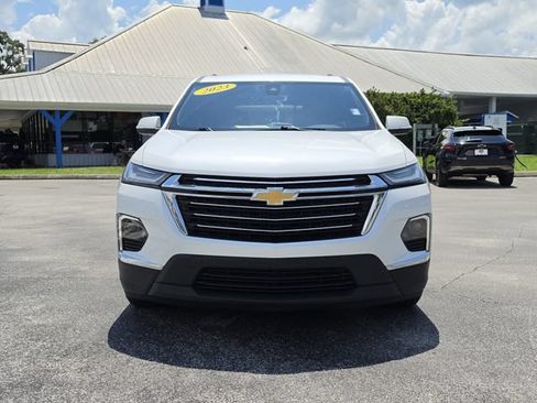 Used 2023 Chevrolet Traverse LT FWD image 8