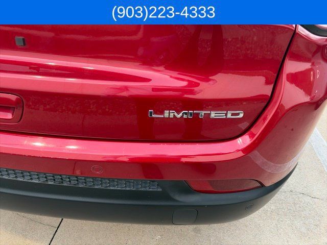 Used 2025 Jeep Compass Limited AWD/4WD image 7