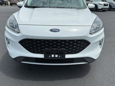 Used 2021 Ford Escape SEL image 8
