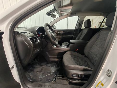 Used 2024 Chevrolet Equinox LT FWD image 22