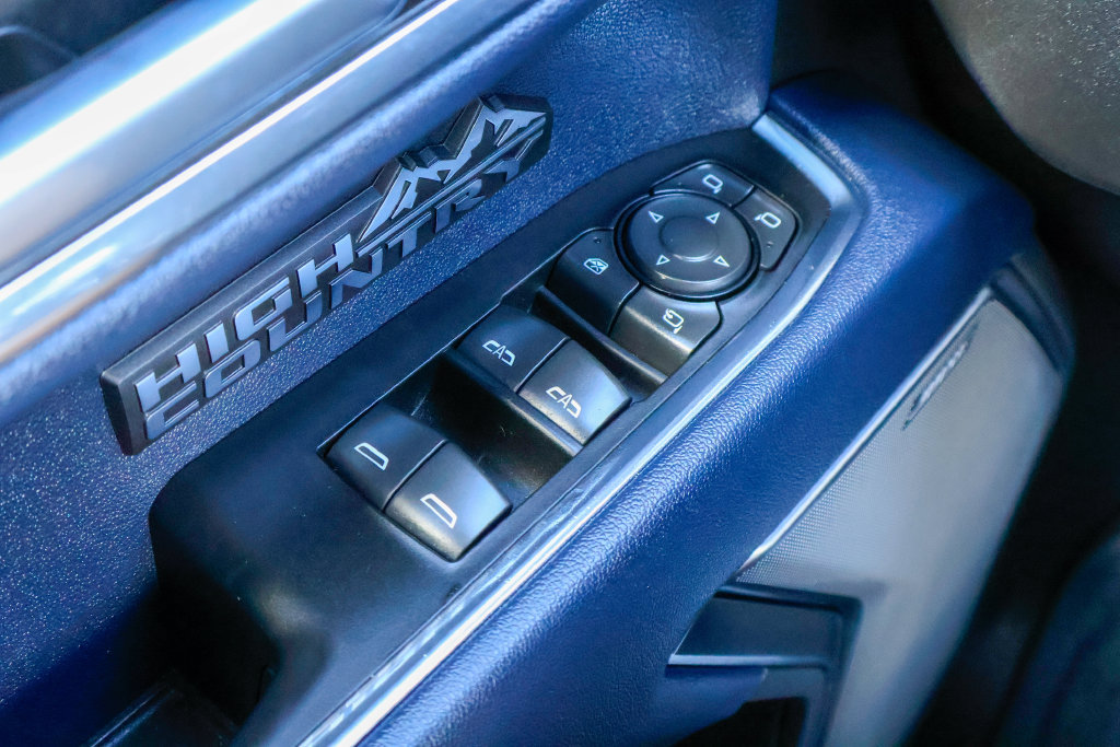 Used 2024 Chevrolet Silverado 1500 High Country RWD image 16