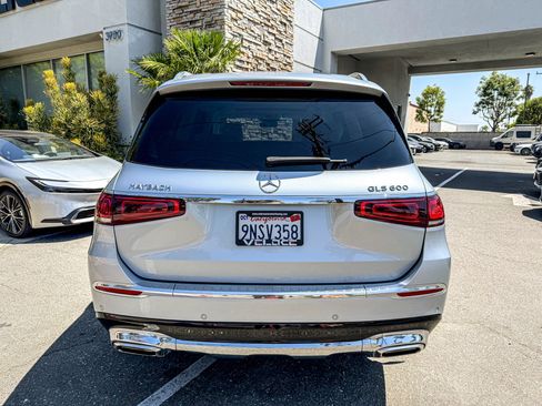 Used 2022 Mercedes-Benz Maybach GLS 600 4MATIC image 11