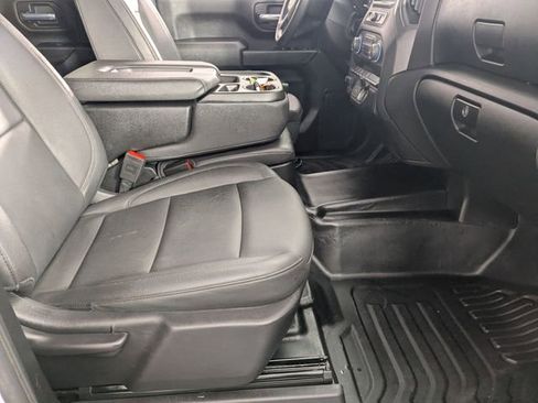 Used 2024 Chevrolet Silverado 3500 W/T image 29