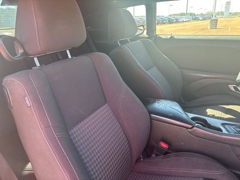 Used 2021 Dodge Challenger SXT image 20