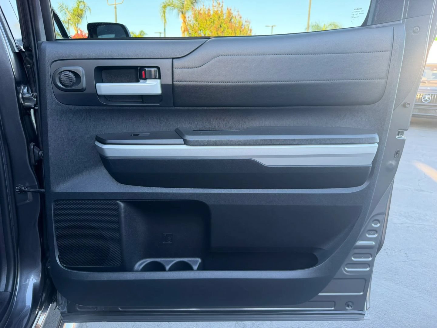 Used 2016 Toyota Tundra Limited RWD image 19