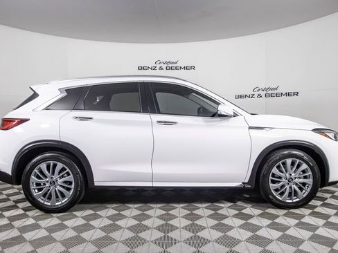 Used 2024 INFINITI QX50 Luxe FWD image 3