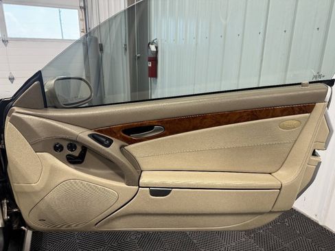 Used 2003 Mercedes-Benz SL 500 image 16