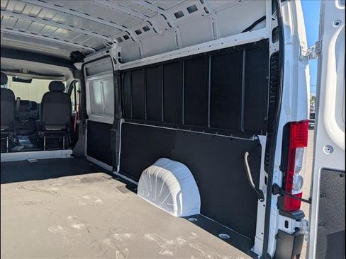 Used 2023 RAM ProMaster 3500 w/ Convenience Group image 18