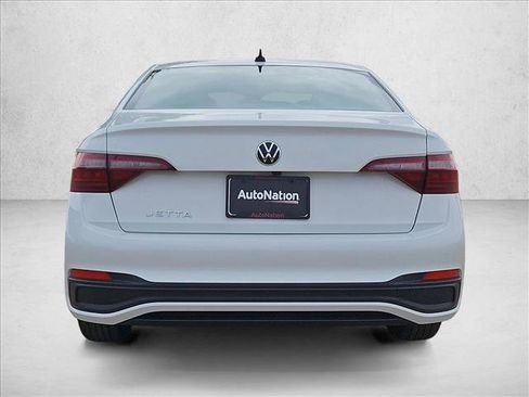 Used 2024 Volkswagen Jetta S FWD image 7