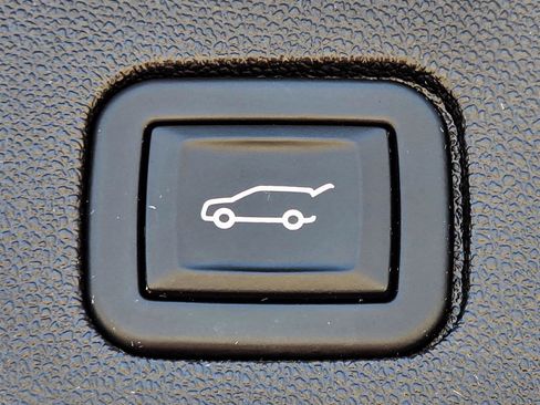 Certified 2024 Chevrolet Equinox LT image 37