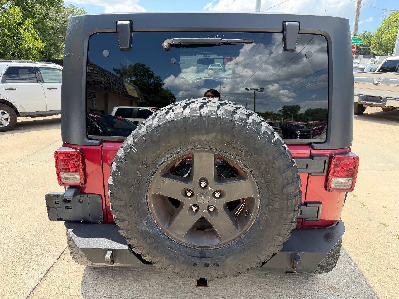 Used 2013 Jeep Wrangler Unlimited Sport AWD/4WD image 6