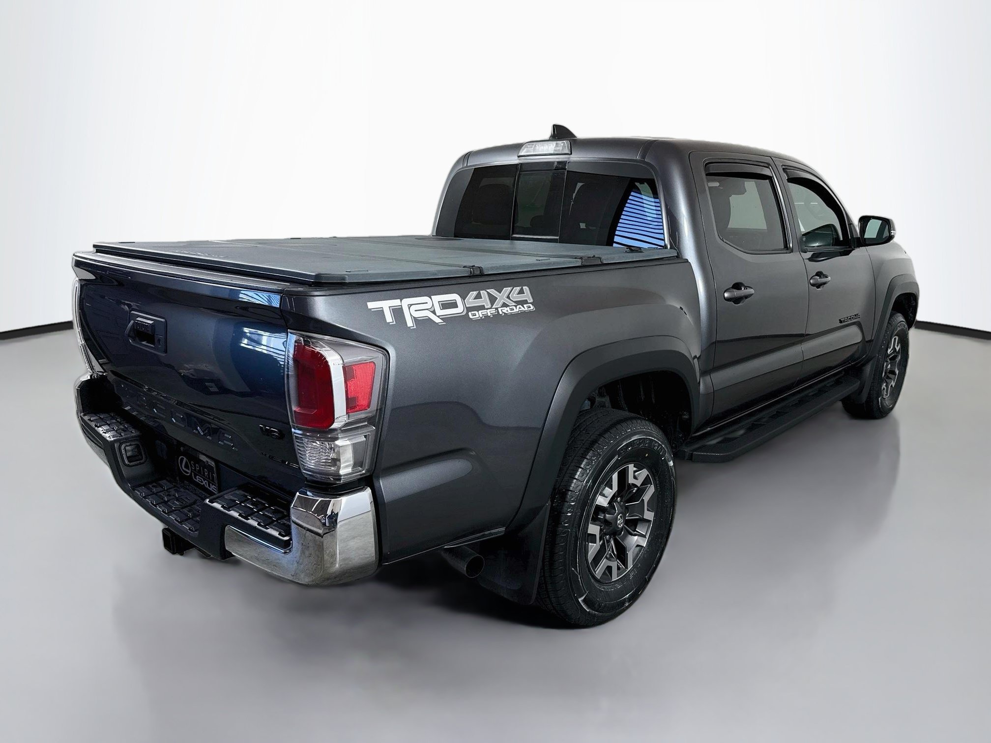 Used 2021 Toyota Tacoma TRD Off-Road AWD/4WD image 7