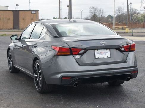 Used 2025 Nissan Altima 2.5 SR image 14