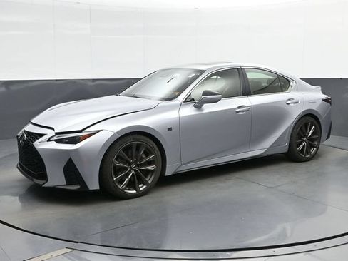 Used 2024 Lexus IS 350 F Sport RWD image 4