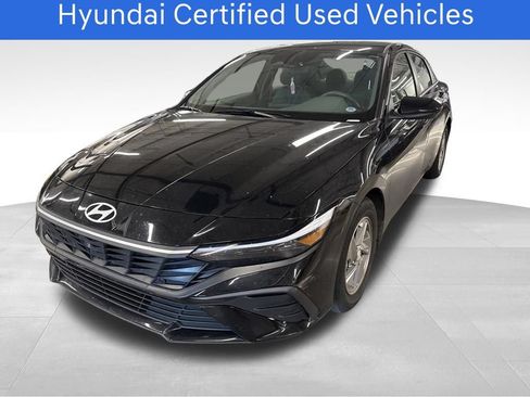 Certified 2024 Hyundai Elantra SE FWD image 1