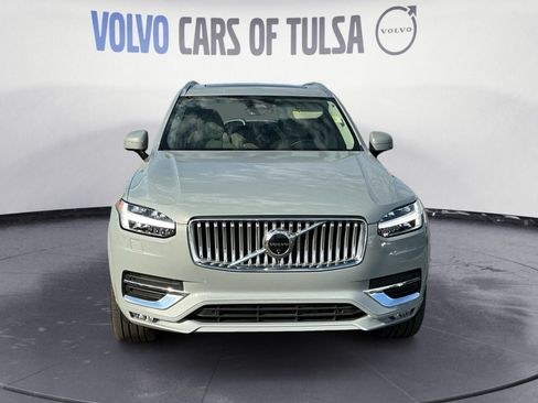 Used 2025 Volvo XC90 B6 Plus w/ Protection Package Premier AWD/4WD image 8