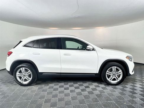 Certified 2021 Mercedes-Benz GLA 250 image 7