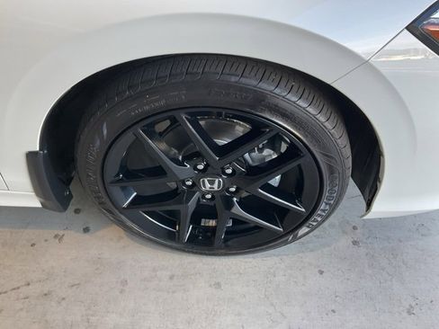 Certified 2025 Honda Civic Sport image 22