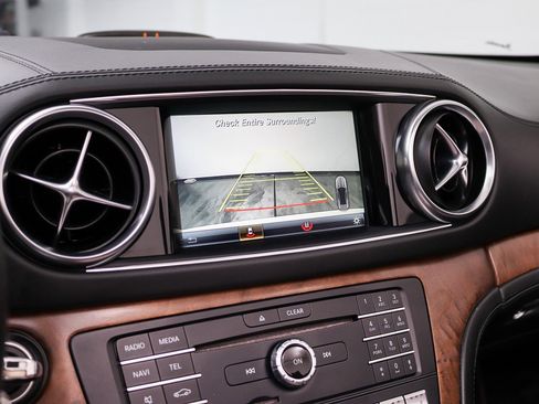 Used 2020 Mercedes-Benz SL 450 image 39