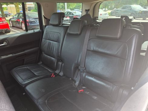 Used 2011 Ford Flex SE FWD image 7