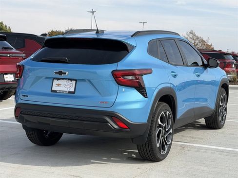 New 2026 Chevrolet Trax RS image 4