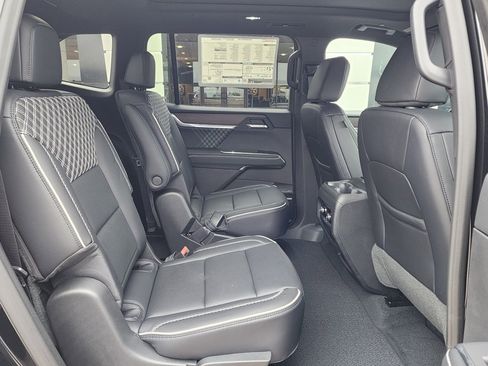 New 2026 GMC Acadia Denali image 48