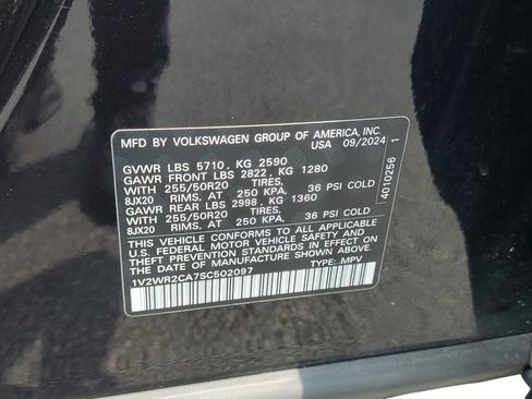 Used 2025 Volkswagen Atlas SE FWD image 32
