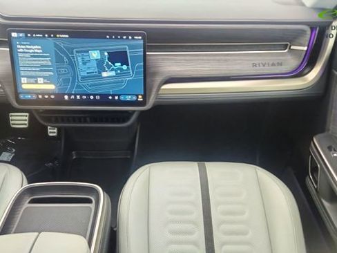 Used 2024 Rivian R1S Adventure AWD/4WD image 41