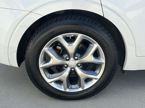 Used 2017 Kia Sorento SX image 17