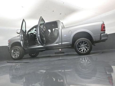 Used 2022 RAM 2500 Laramie AWD/4WD image 53