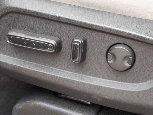 Certified 2024 Honda Pilot Elite image 17