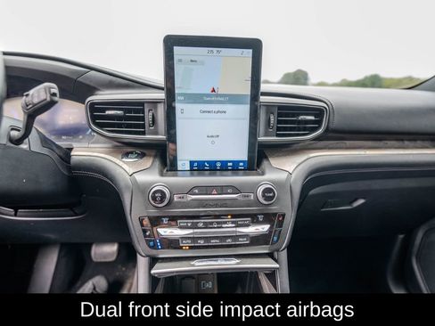 Used 2020 Ford Explorer Platinum w/ Premium Technology Package image 16