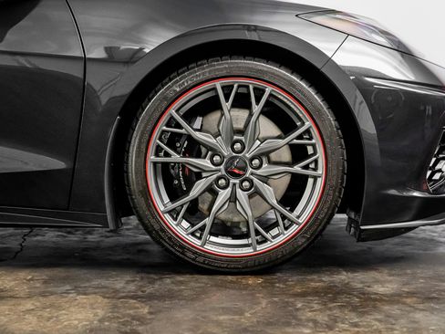 Used 2024 Chevrolet Corvette Stingray Premium Conv w/ Z51 Performance Package image 28