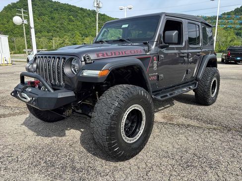 Used 2021 Jeep Wrangler Unlimited Rubicon AWD/4WD image 2