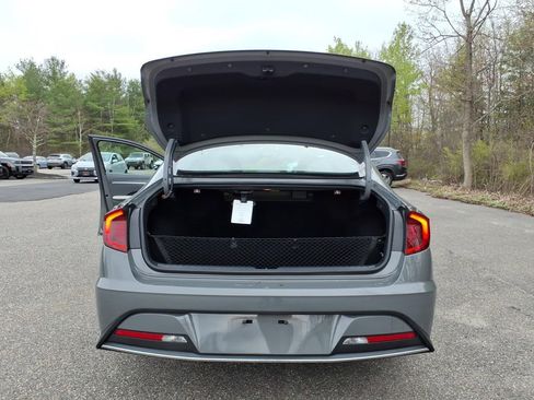 Used 2023 Hyundai Sonata SE w/ Cargo Package image 26