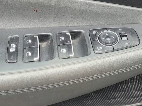 Used 2022 Hyundai Santa Fe SEL w/ Convenience Package image 31