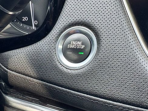 Used 2021 Cadillac XT5 Premium Luxury AWD/4WD image 29