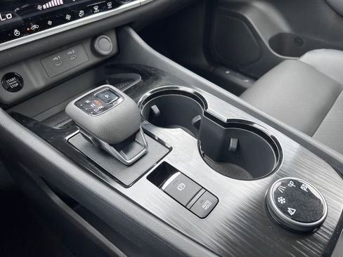 New 2026 Nissan Rogue SV AWD/4WD image 23