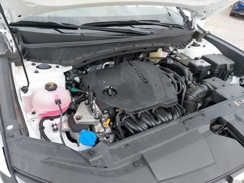 Used 2025 Hyundai Santa Cruz SE image 30