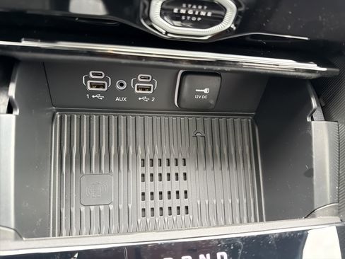New 2026 Jeep Grand Cherokee L Limited AWD/4WD image 22