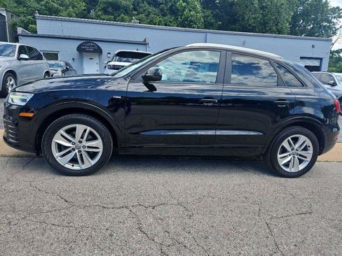 Used 2018 Audi Q3 2.0T Premium w/ Convenience Package FWD image 1