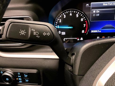 Certified 2022 Ford Explorer XLT w/ Equipment Group 202A image 31